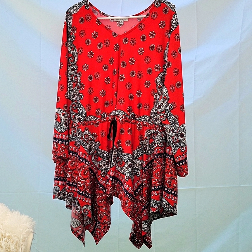 NORTHSTYLE WOMENS 2X TUNIC BLOUSE